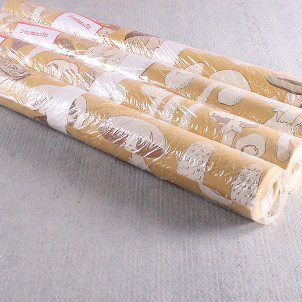 Wallpaper 9 Yellow Mushroom