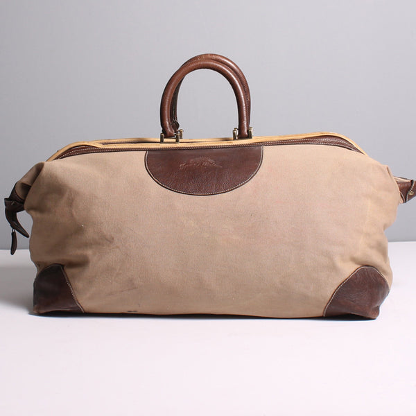 Duffle Bag Bannister