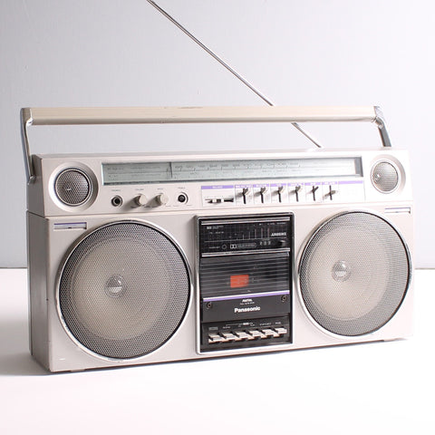 Boombox Silver