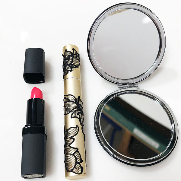 Lipstick & Compact Set Lace