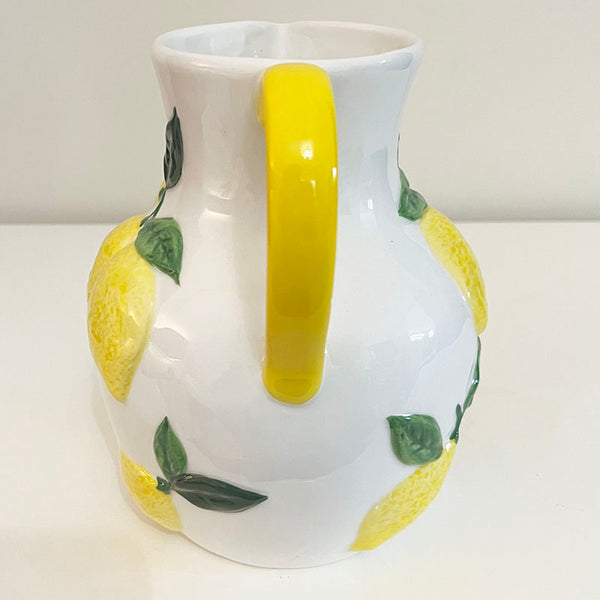 Pitcher Lemon