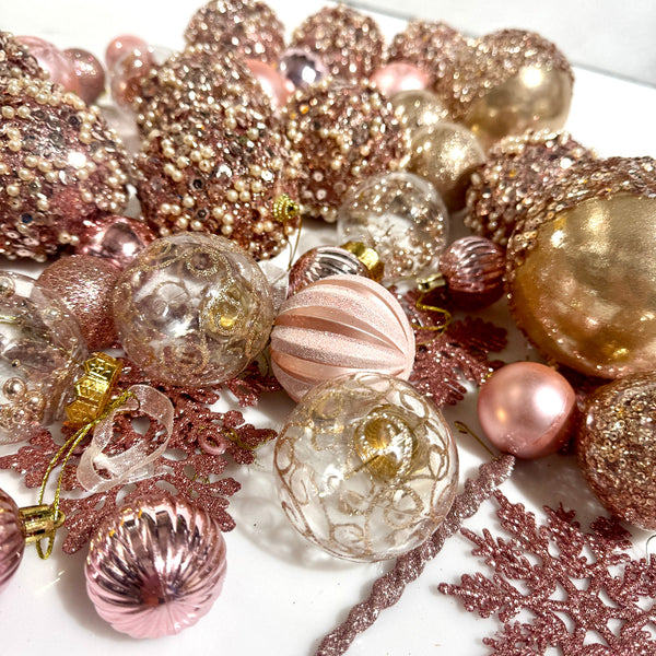 Ornament Set Light Pink
