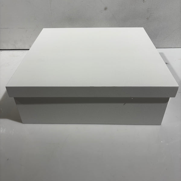 Box with lid 18 x 18 x 6