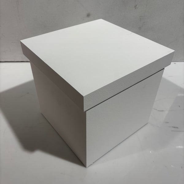 Box with lid 10 x 10 x 10