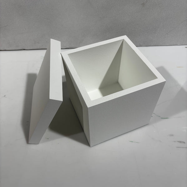 Box with lid 7 x 7 x 7