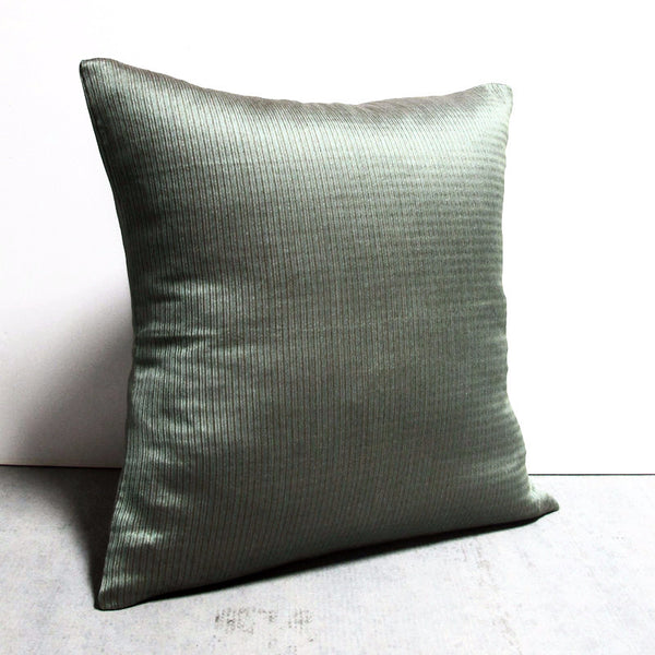 Green 25 x 25 Wave Line Pillow