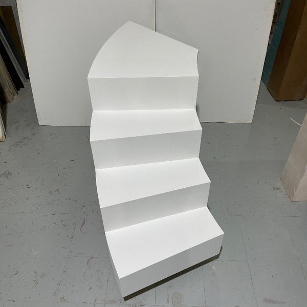Stairs curved left - 4 tread 36h x 26w