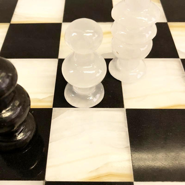 Chess Set Max