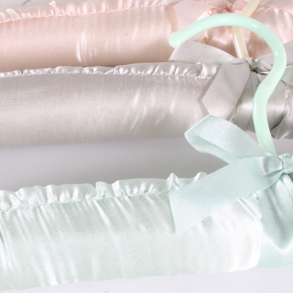 Hangers Silk Pastels
