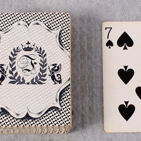 Card Deck Crown