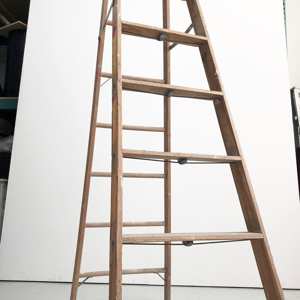 Ladder Newburyport 7.5Ft