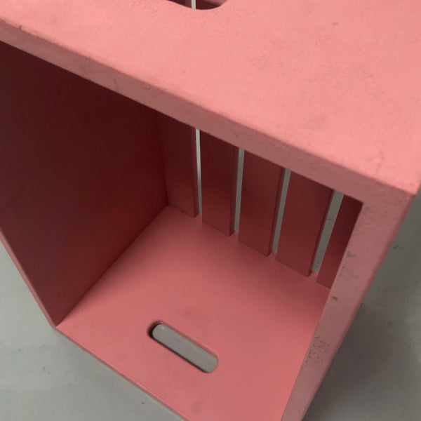 Crate pink 24 x 16 x 14