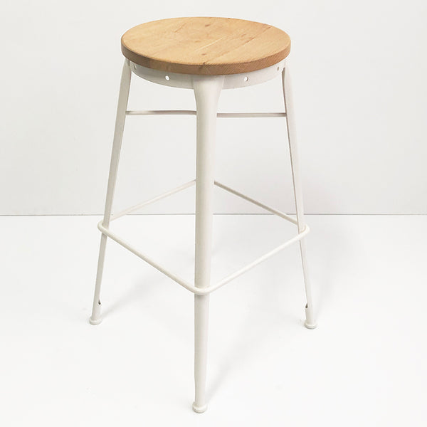 Maisie Stool