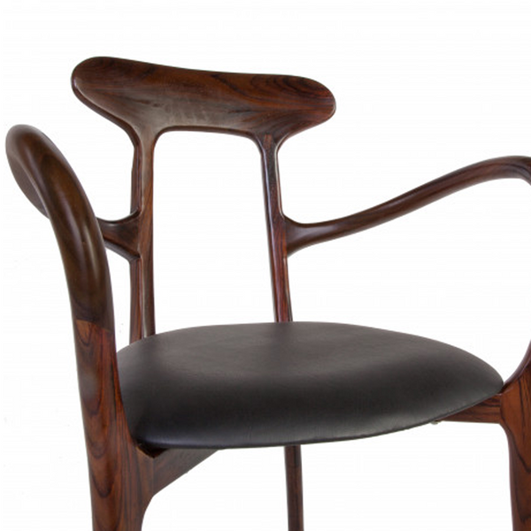 Apella Chair