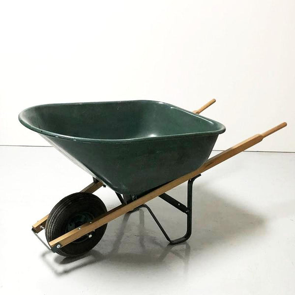 Wheelbarrow Stevvy