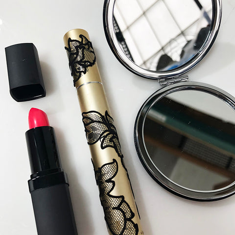 Lipstick & Compact Set Lace